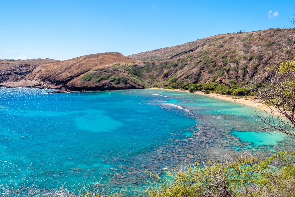 Honaunau Bay is a very colorful inlet covered in beautiful coral reefs making it one of the best snorkeling sites in the world located on the island of Oahu, Hawaii.