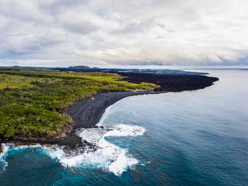 Surf at Isaac Hale Park, Puna, Big Island, Hawaii