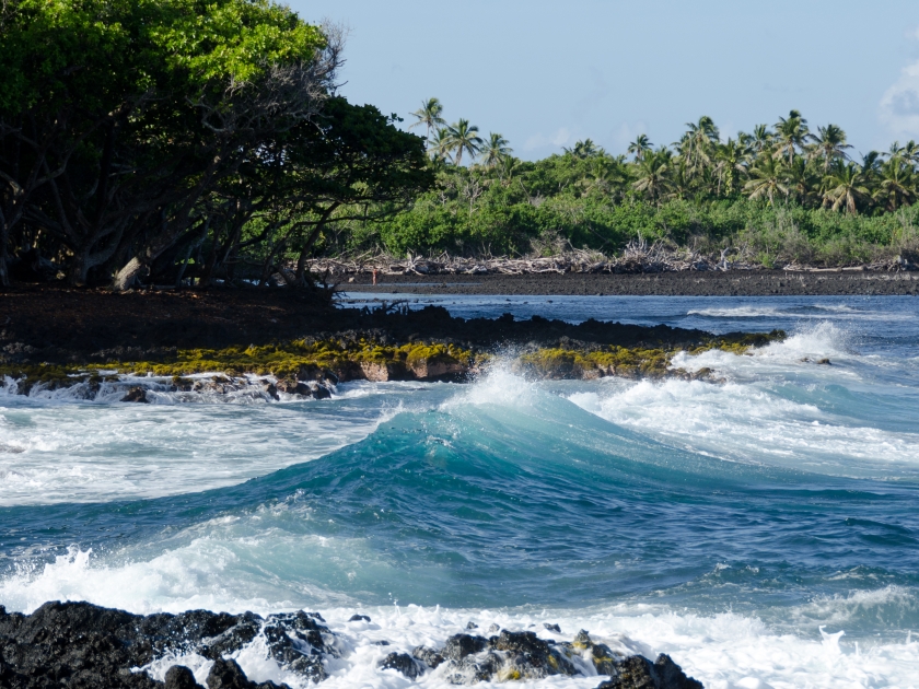 Surf at Isaac Hale Park, Puna, Big Island, Hawaii