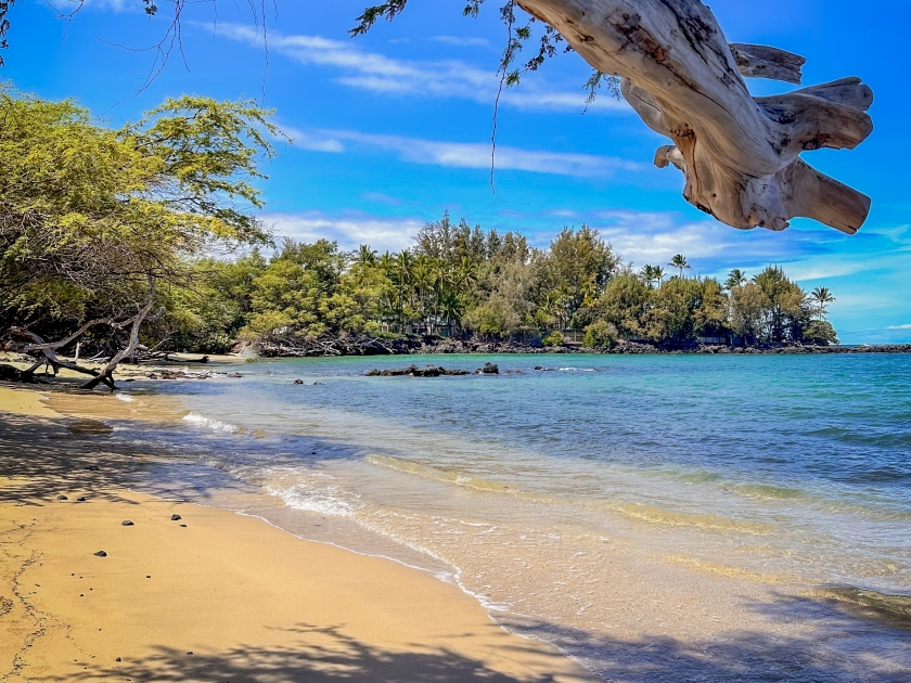 Puako Bay in the Big Island of Hawaii. Crystal clear water and tropical vibes.