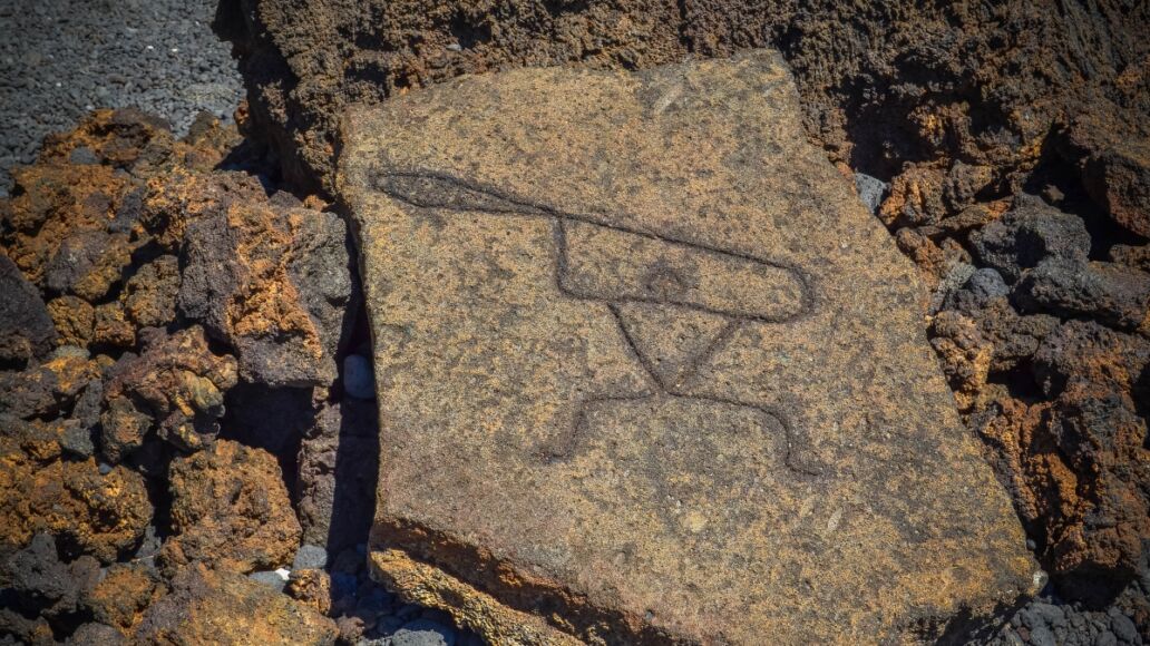 petroglyph trail lava rocks big island hawaii