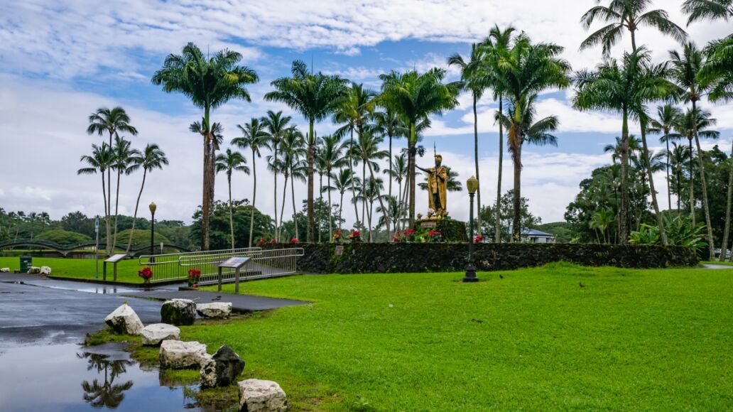 The Wailoa River State Recreation Area is a park in Hilo, on Hawaiʻi Island in the US state of Hawaii.