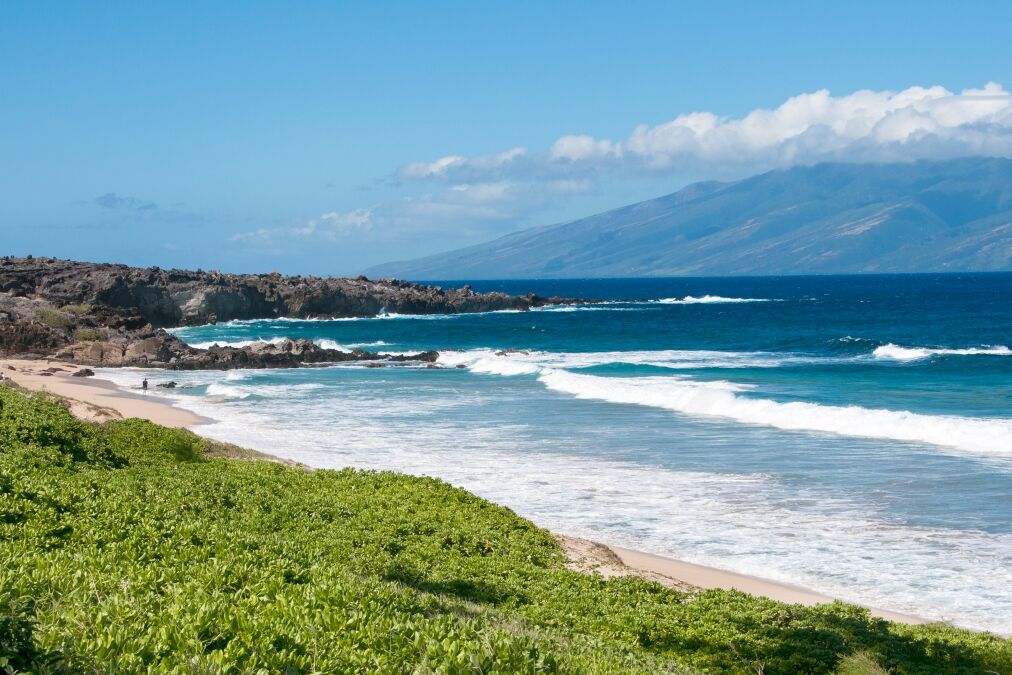 Oneloa Beach, Maui, Hawaii, ocean waves