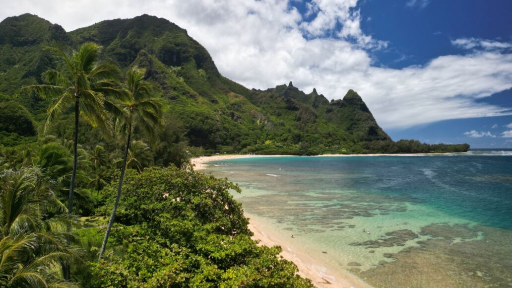 Tunnels Makua beach kauai hawaii haena