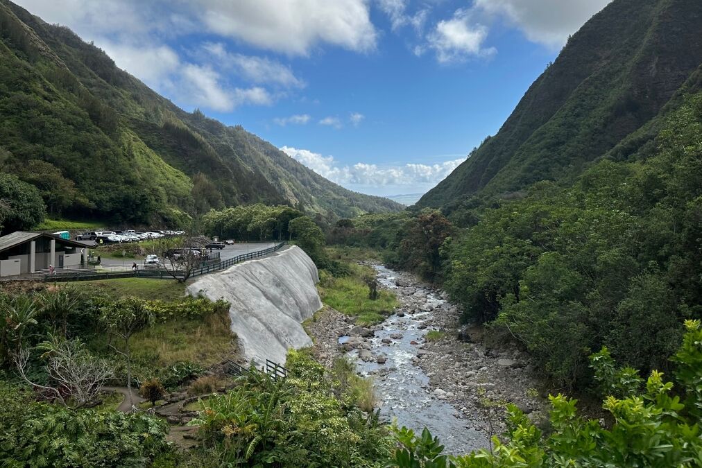 Iao Valley State Monument- Iao Needle Lookout Point Trail