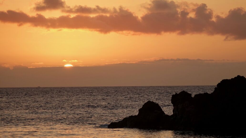 Sunset at Black Rock (Pu'u Keka'a) Maui. View from boardwalk that runs in front of Sheraton Maui.