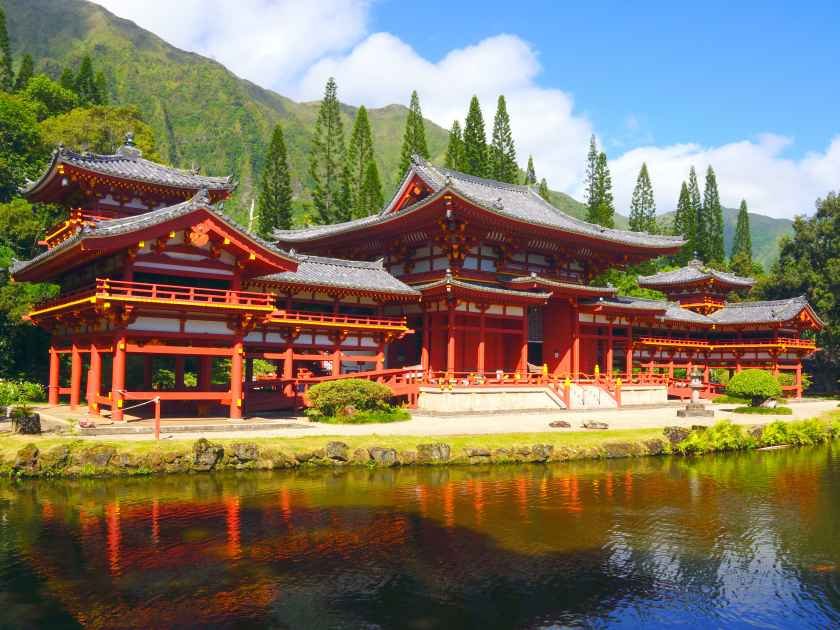 Byodo-In Temple, Valley of the Temples, Oahu, Hawaii