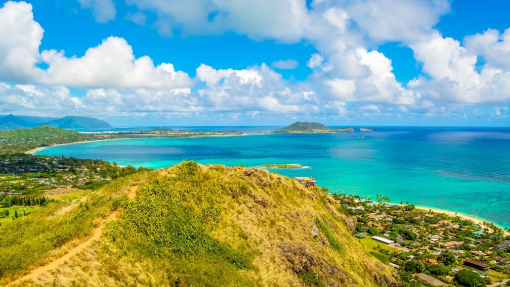 Lanikai Pillbox Hiking trail along a steep ridge leading to a World War II pillbox in southwest Oahu, Hawaii.