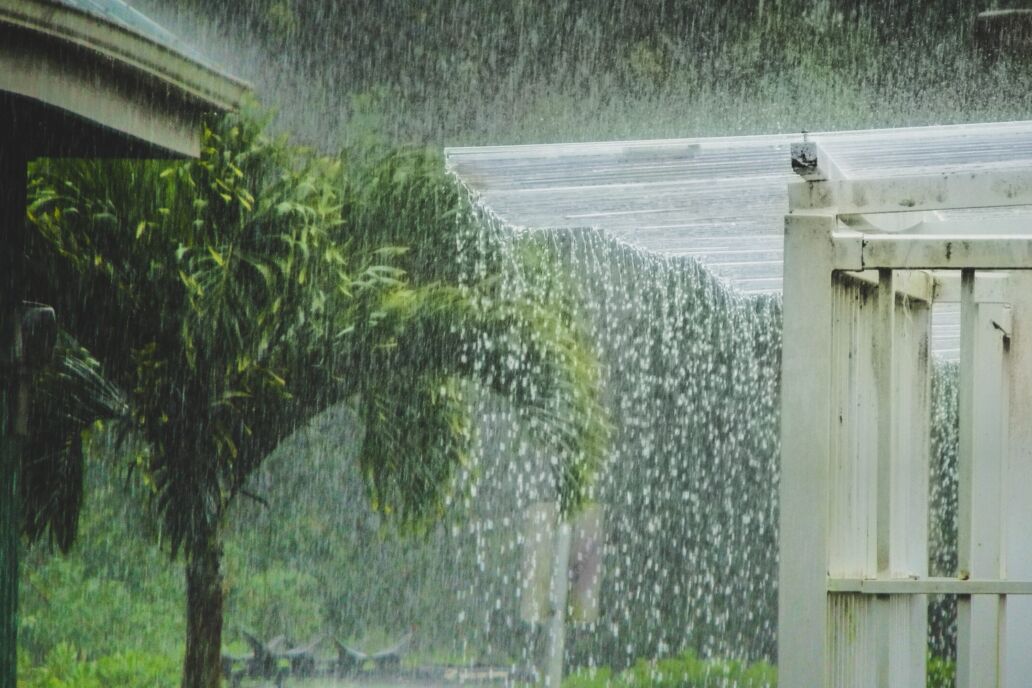 Beautiful,Heavy,Tropical,Rain,Storm,On,The,Island,Of,Kauai