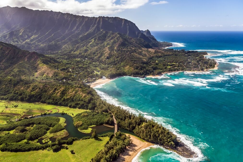 Helicopter tour of Kauai, Hawaii
