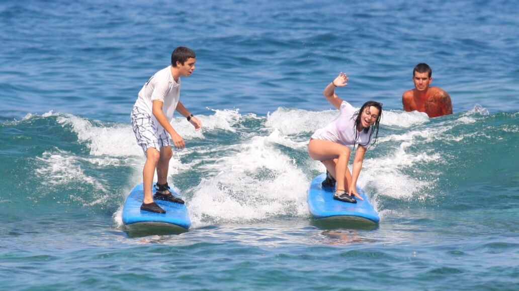 Hi Lifeguard Surf Instructors