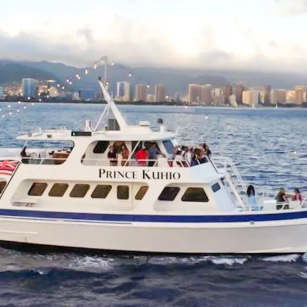 Waikiki Sunset Dinner Cruise - Prince Kuhio