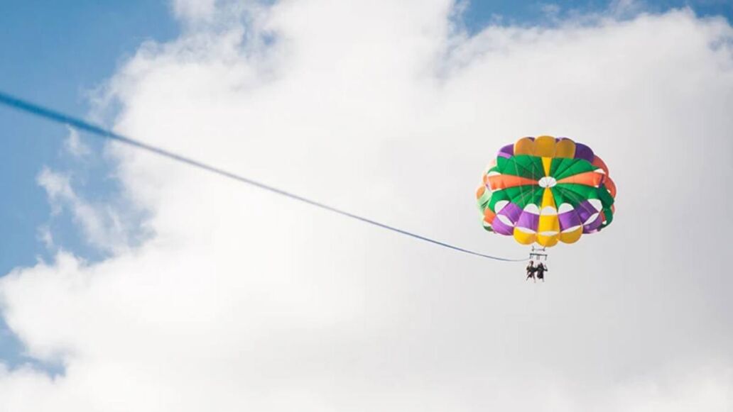 Waikiki Parasailing Hawaii