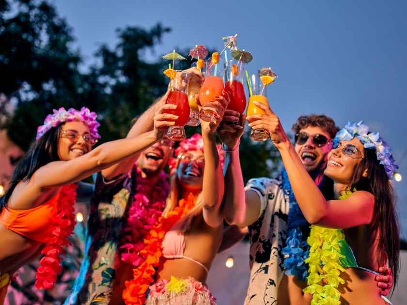 Hawaii Flower Lei - A Circle of Aloha and the Iconic Symbol of